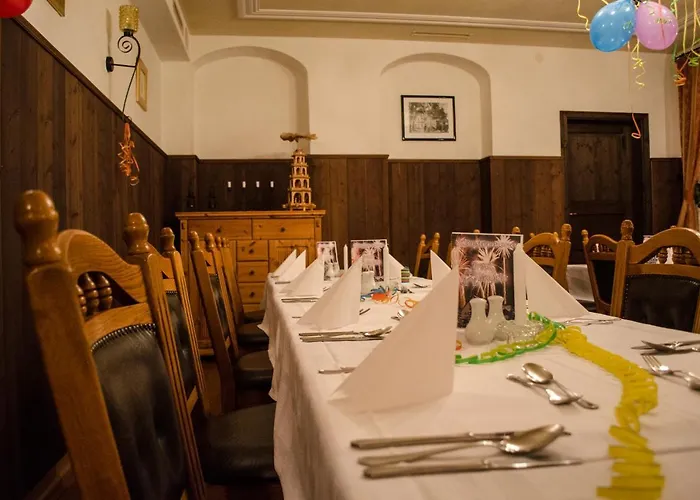 Zur Heinzebank فولكنشتاين