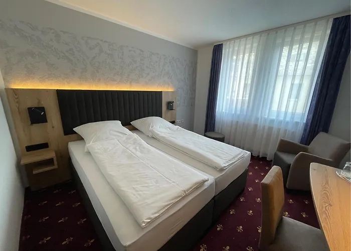 Zur Heinzebank فولكنشتاين